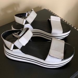 Geox Platform White Sandals size 38 US size 8